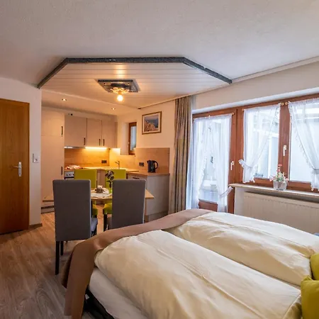 Olympia * לרמוס