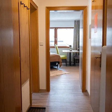 菲联豪斯奥林匹亚酒店 公寓 莱尔莫斯