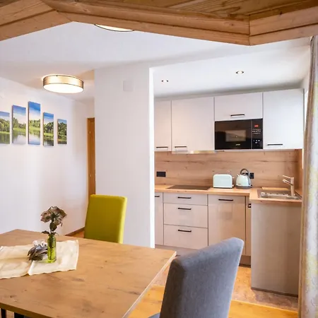 Olympia Apartment *
